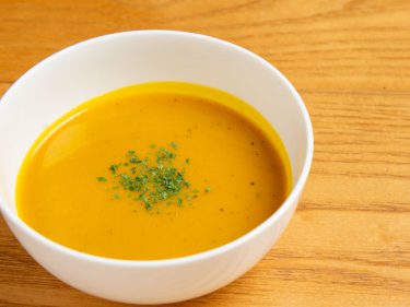 緑黄色野菜「かぼちゃ」の抗酸化作用で 身体の中からエイジングケア【かぼちゃの豆乳スープ】